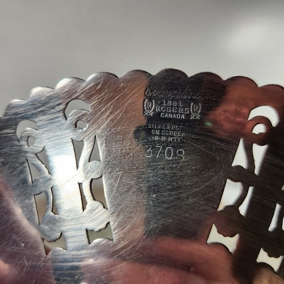 Vintage Rogers Evangeline Silver Plated Dish Scalloped Edge Trinket/Candy Dish - Picture 6 of 7